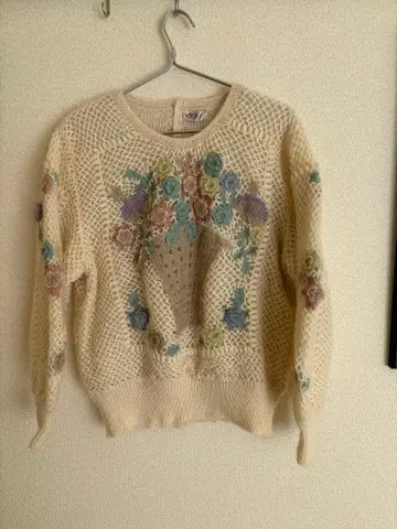 빈티지 꽃무늬 스웨터