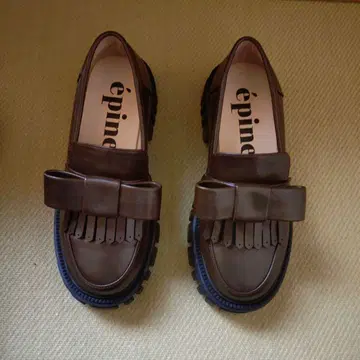 epine 에피누 리본 프린지 로퍼 브라운