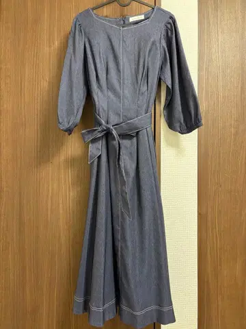 쿠튀르 브로치 데님 원피스