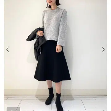 Theory 연중무휴 사용 블랙 스커트 (미사용 새상품)