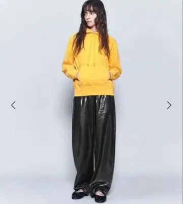 roku 6 새상품 폴리에스테르 새틴 팬츠 블랙