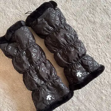 데상트 레그 워머 리버서블 미사용 블랙