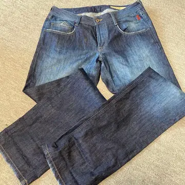 다크 네이비 스트레이트 데님 팬츠