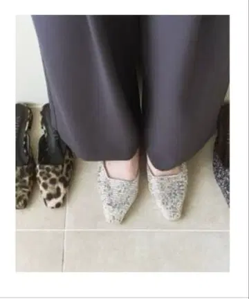 LE TALON 르탈론 스퀘어 컷 뮬