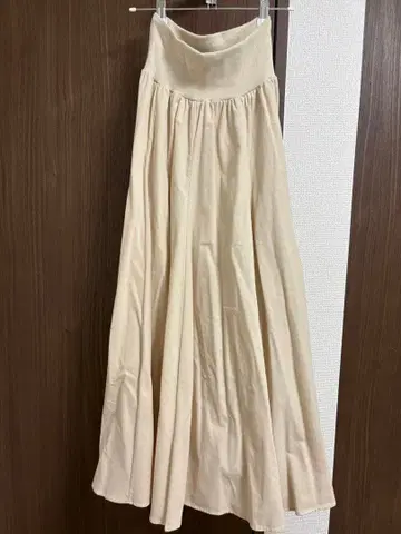 앙데팡당 리브 스커트