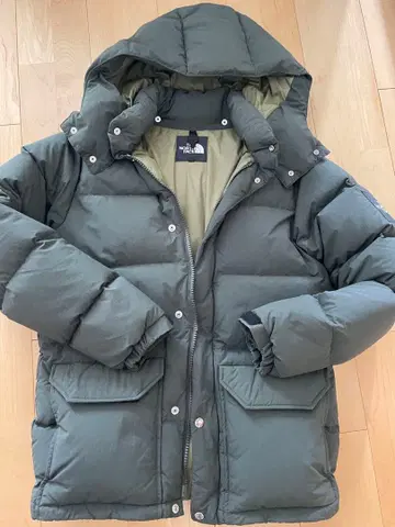 The North Face 다운 자켓 카키
