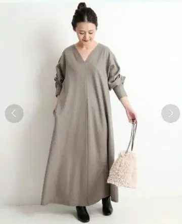 SLOBE IENA 슬로브 이에나 울 V넥 플레어 원피스