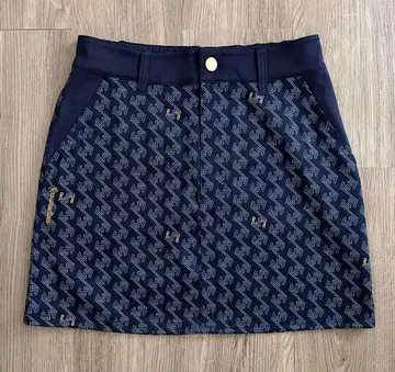 [ 미사용 새상품 ] 레자렉션 네이비 스커트 S