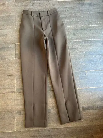 데보 뉴욕 테이퍼드 팬츠 카키 베이크루즈 20aw