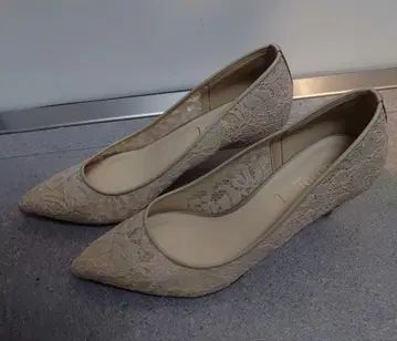 Le Talon 레이스 펌프스 24cm