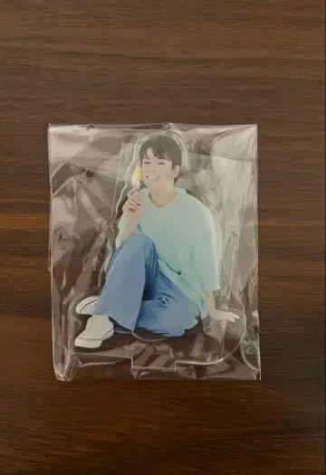 아키자와 켄타로 원조! 도넛 회의 아크릴 스탠드 B 앉은 모습