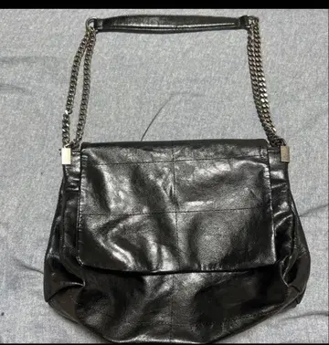 ZARA 락 플랩 숄더백 블랙