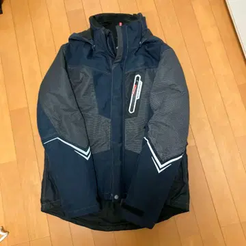 워크맨 이지스 방한