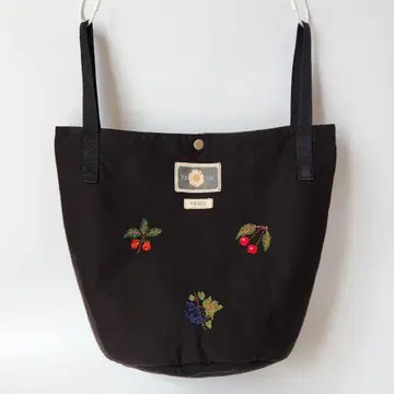 PINK HOUSE 핑크하우스 체리 자수 토트백 블랙