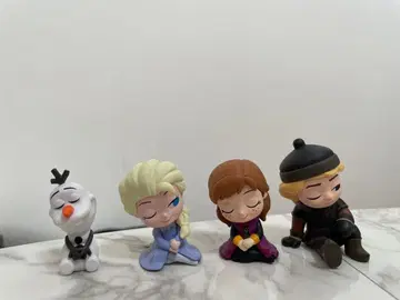 어깨 쿵 Fig. 아나와 눈의 여왕 4세트