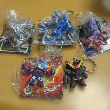 슈퍼로봇대전 키링 라이딘 에바 사이버스타 트롬베