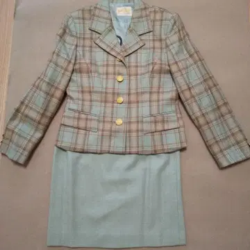 체크 무늬 자켓 & 타이트 스커트 셋업