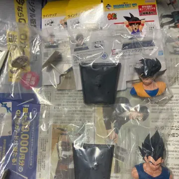 제일복권 드래곤볼 40th 만화 스트럭처 베지터 손오공 세트