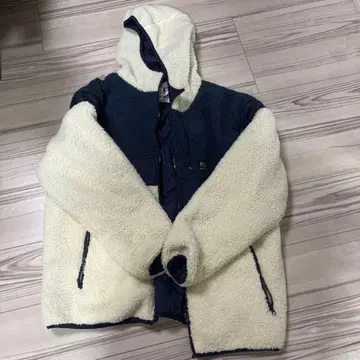 오션 퍼시픽 플리스 자켓 화이트/네이비