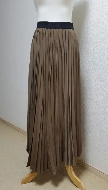 새상품 DEUXIEME CLASSE Lisiere 플리츠 스커트