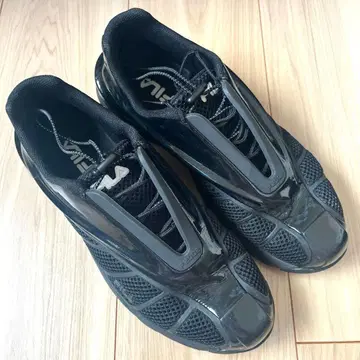 FILA REPLICA 2002 블랙 24.0cm