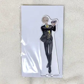 니지산지 애니카페 아크릴 스탠드 히바치 마나