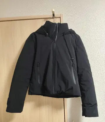 [새상품급] ZARA 다운 자켓 블랙