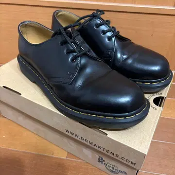 닥터 마틴 블랙 레이스업 슈즈