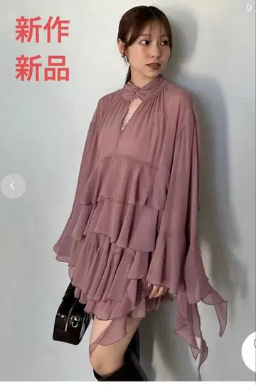 신상 택 포함 새상품 스나이델 립 라인 블라우스