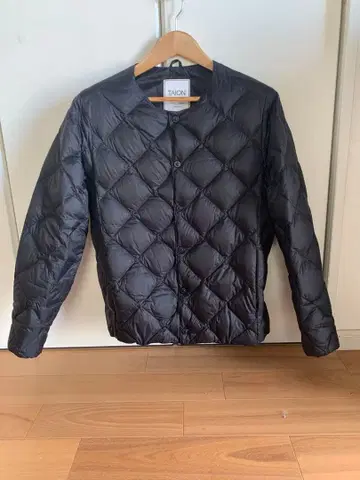 TAION CITY LINE 블랙 다운 자켓