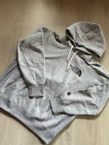 THE NORTH FACE 그레이 후드 부착 후드티