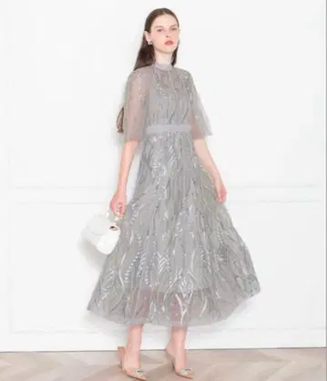 [ LEJA ] 스팽글 자수 레이스 프티 하이넥 프릴 롱 드레스 원피스