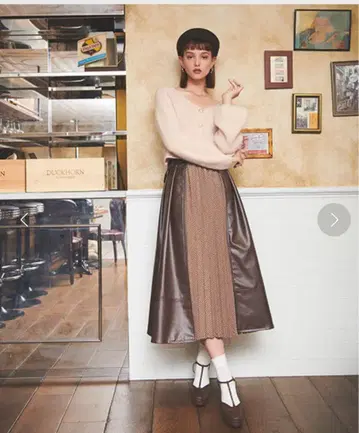 eimy istoire 블랙 롱 플리츠 스커트