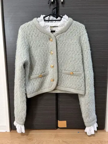 SNIDE 아우터 25 가을/겨울 퍼 라이크 프릴 니트 자켓