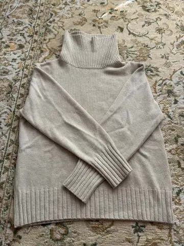 MHL, 베이지 터틀넥 스웨터 사이즈 II
