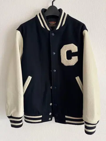 두지엠 클라세 스쿠컴 바시티 자켓 네이비