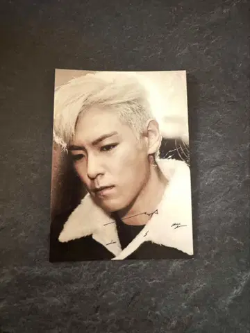 BIGBANG T.O.P 카드와 KRUNK 콜라보 키링 2개 세트