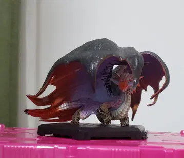 몬스터 헌터 몬헌 네로미에르 피규어