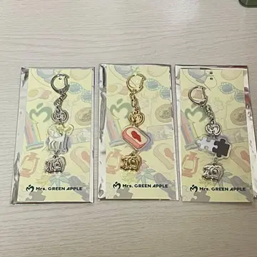 미세스 랜덤 참 키링