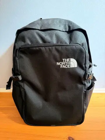 THE NORTH FACE 블랙 백팩