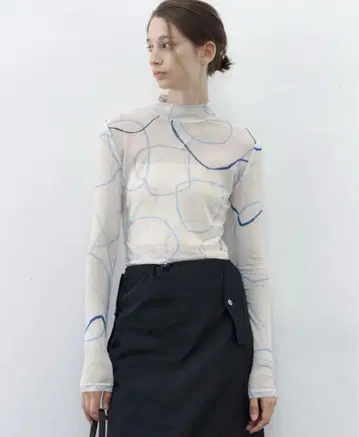 TAGEECHITA 시어 프린트 하이넥 상의