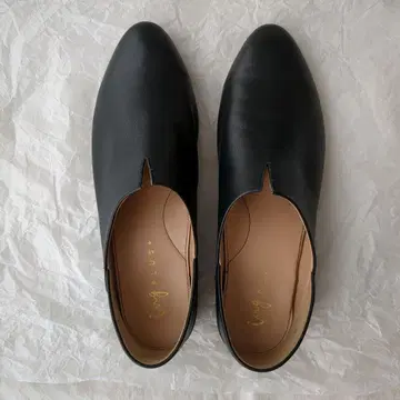 잉그 플랫슈즈 24.5