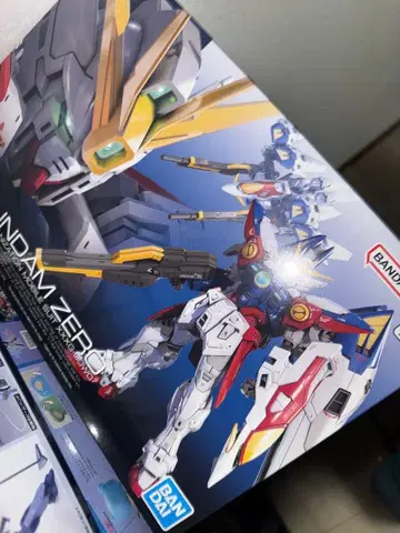 RG 43 1/144 윙건담 제로