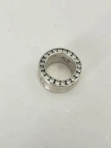 e.m. 양면 사이드 매립 지르코니아 반지 12호 정도