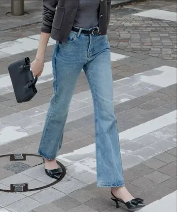 acym 슬림핏 플레어 데님