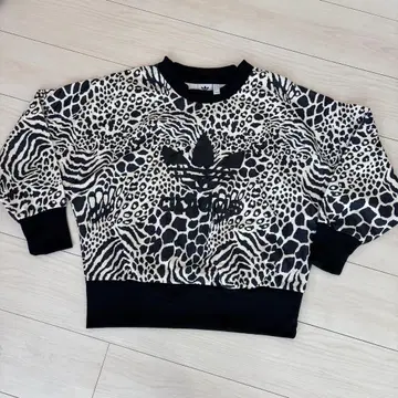 adidas 오리지널스 레오파드 무늬 트레이닝복 M 사이즈