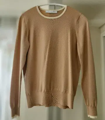 ESTNATION 베이지 크루넥 긴팔 니트 스웨터