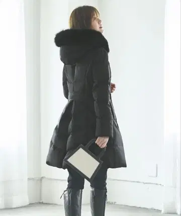 새상품급 RUIRUE BOUTIQUE 다운 코트