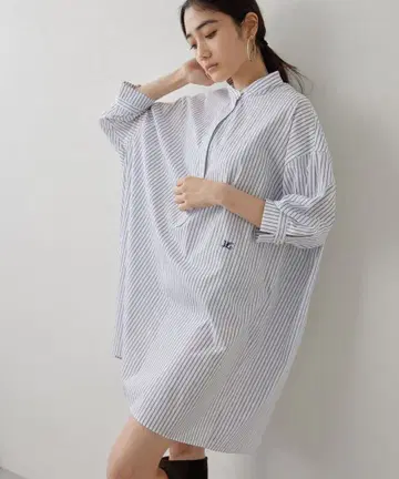 택 포함 미사용 새상품 인기 컬러 2025 자수 튜닉 셔츠