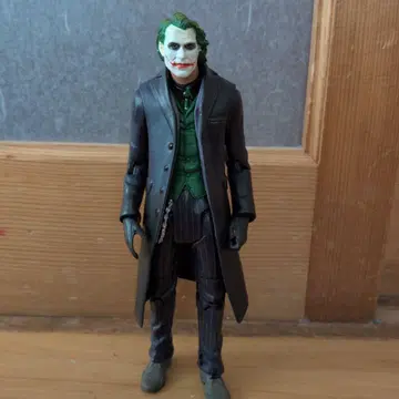 조커 피규어
